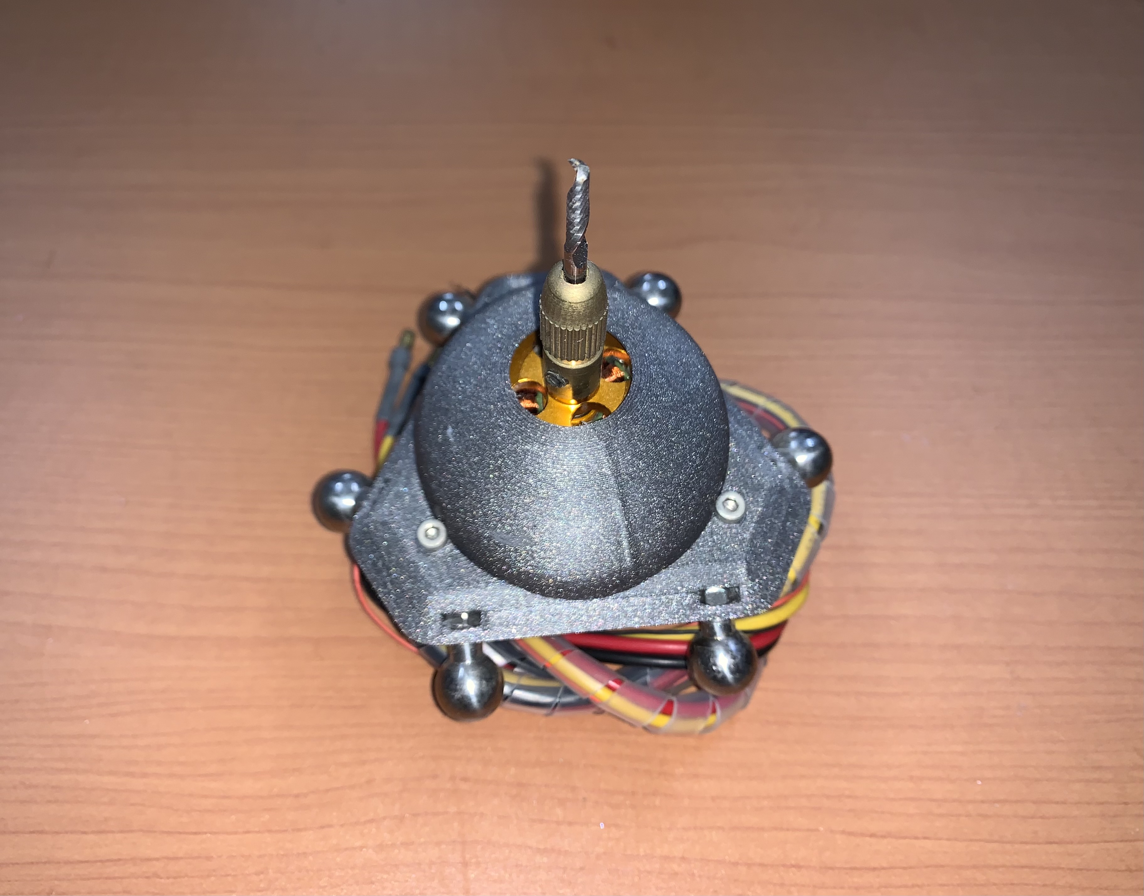 嚐試用無刷馬達當微型主軸