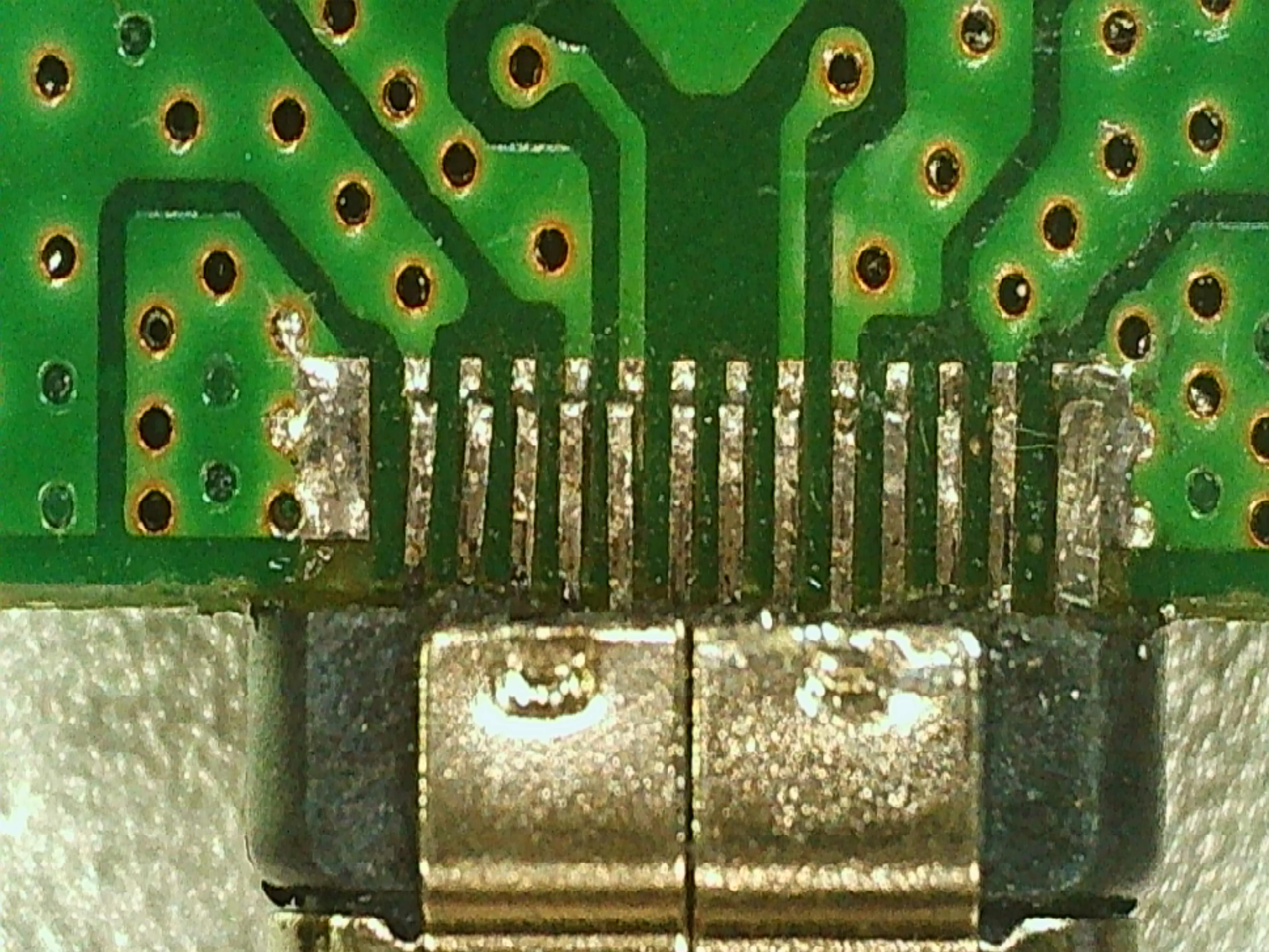 另一面的腳位也用一樣的方式處理即可。