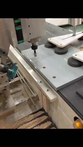 CNC-板側加工開槽.mp4