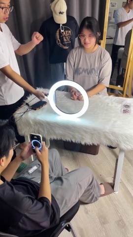 指甲彩繪廣告拍攝手法
